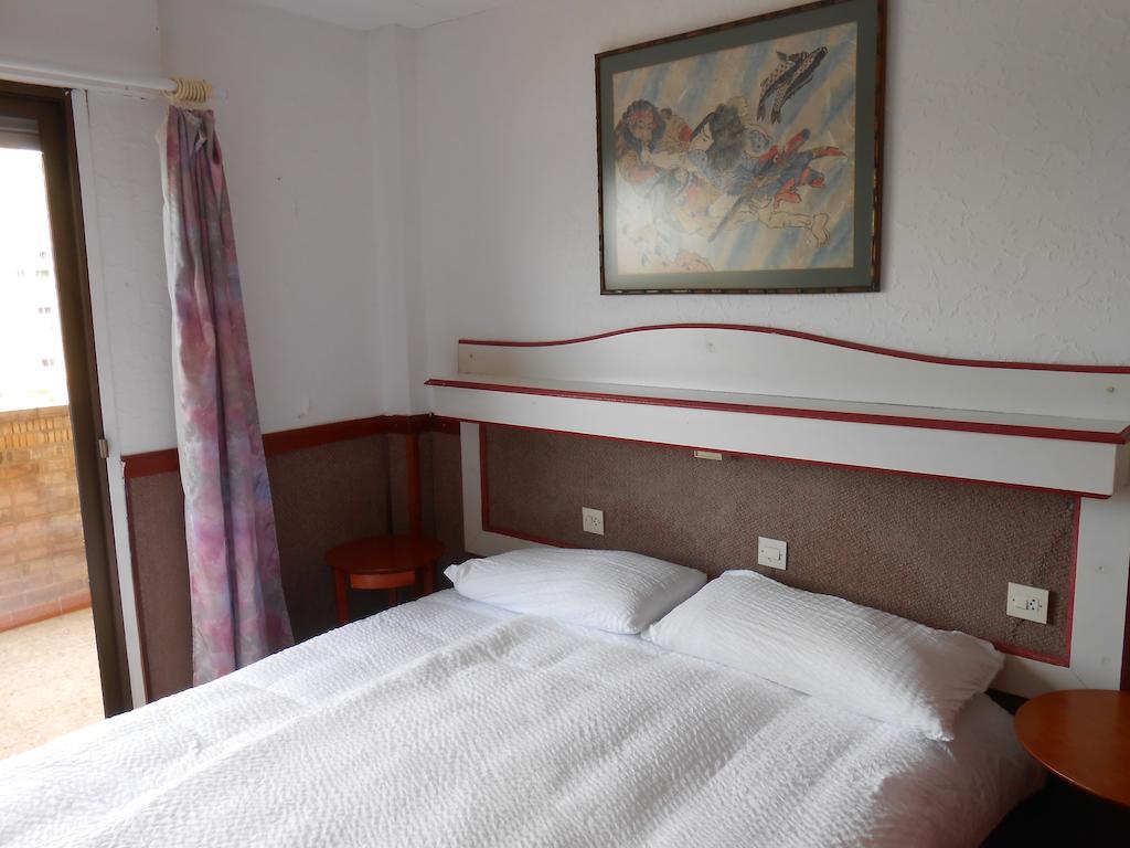 Hotel Marbella روساس المظهر الخارجي الصورة