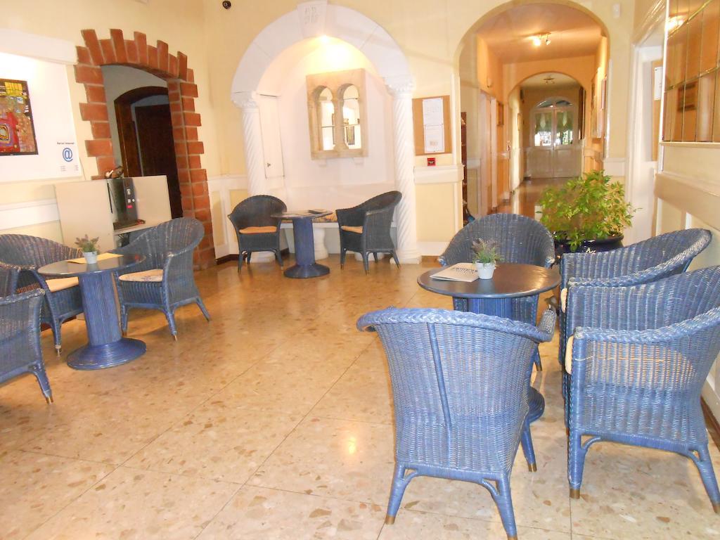 Hotel Marbella روساس المظهر الخارجي الصورة